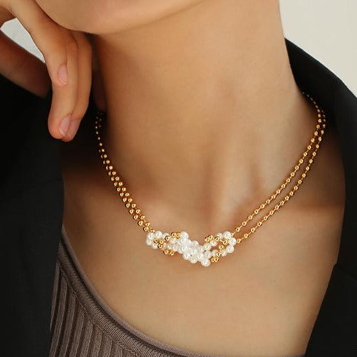 Gold Knot Pearl Necklace
