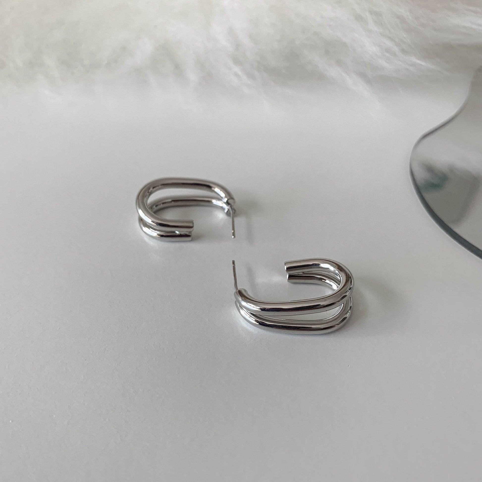 Double Thin Oval Hoops